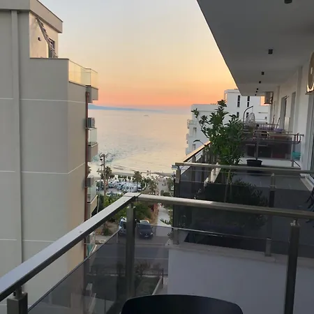 Franci's Sea View * Sarandë