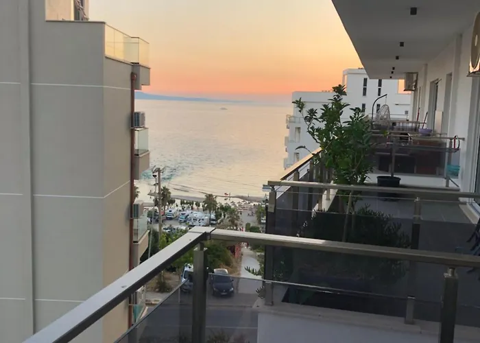 Franci's Sea View * Sarandë